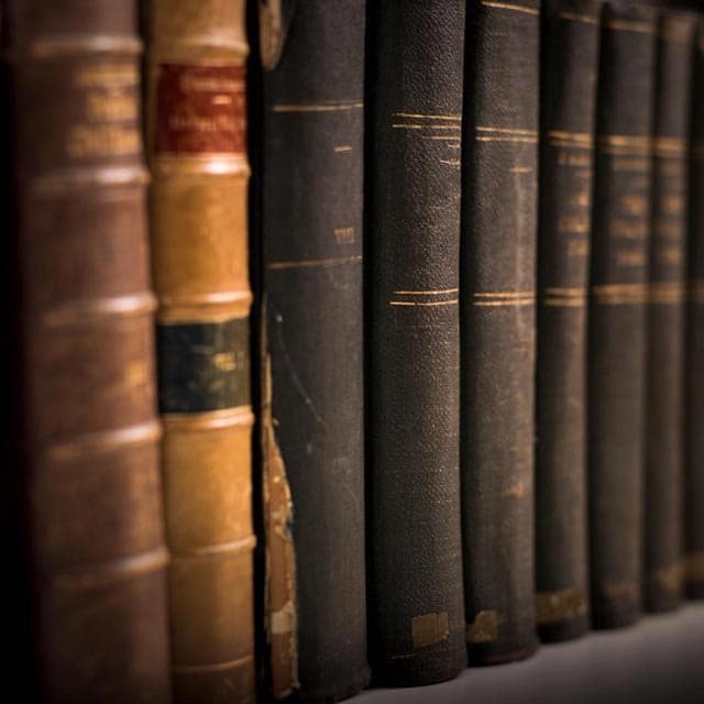 Apoyo legal para resolver sus conflictos civiles en Padrón